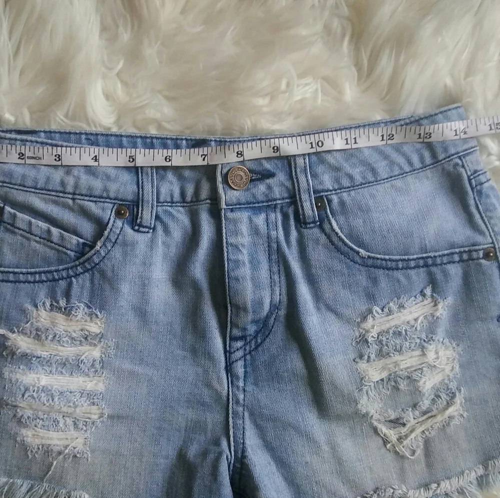 Volcom High & Waisted Shorts Size 25